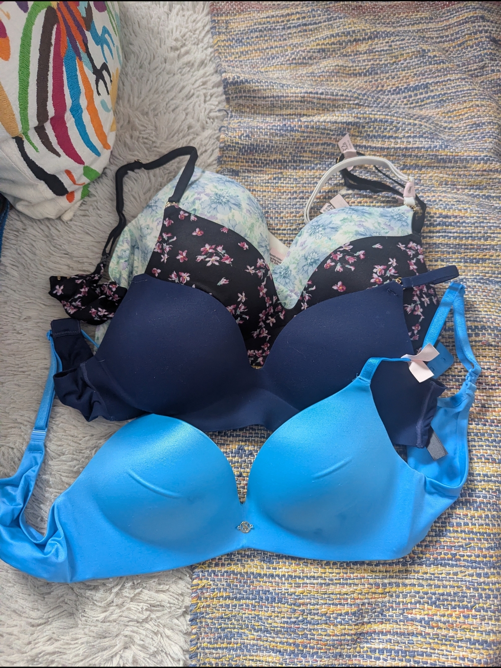 4 All New 32b Push-up Bra Victoria's Secret